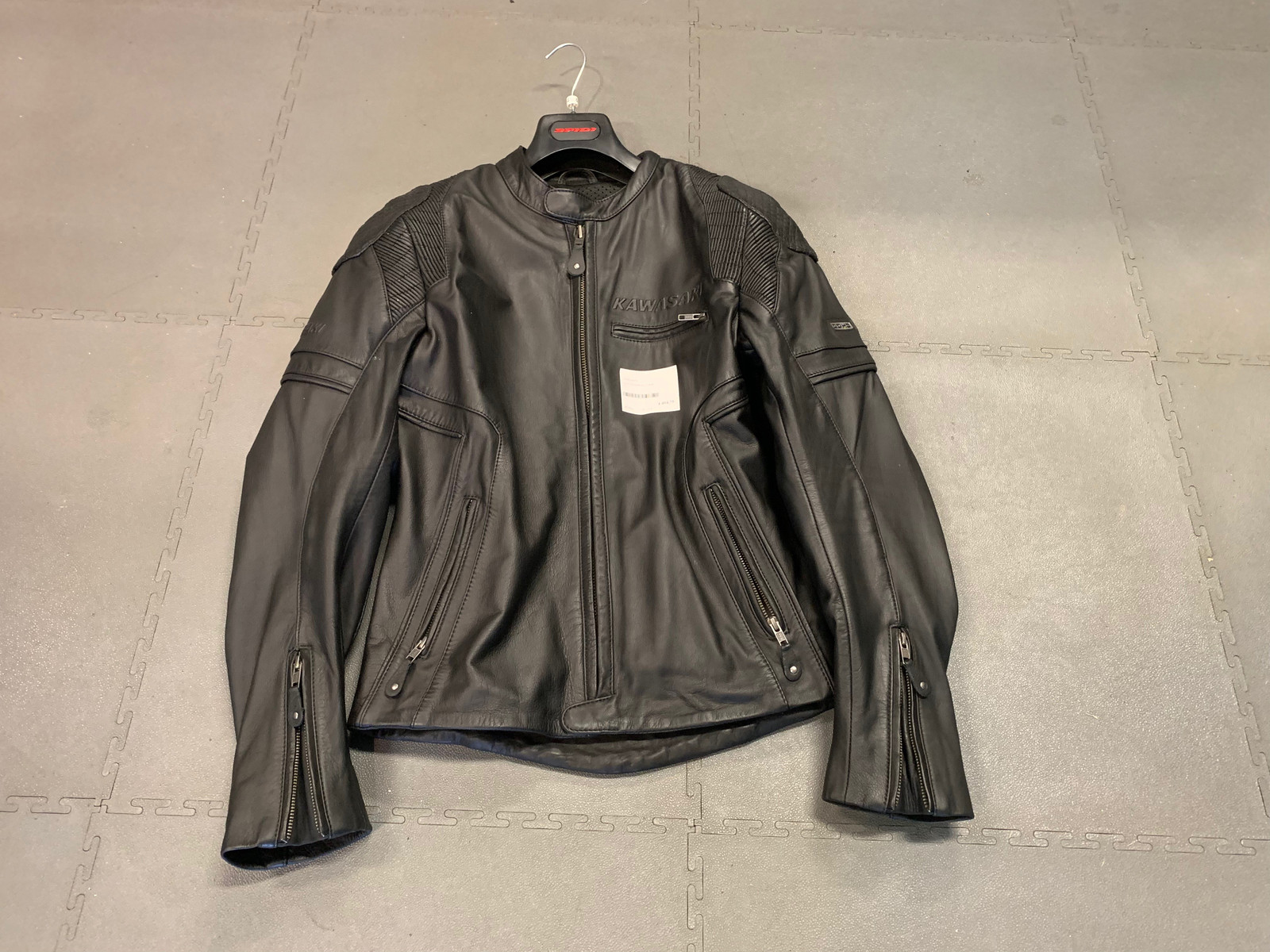 Kawasaki RS Skinnjakke Sort | FINN.no Kawasaki RS Skinnjakke Brun | FINN.no