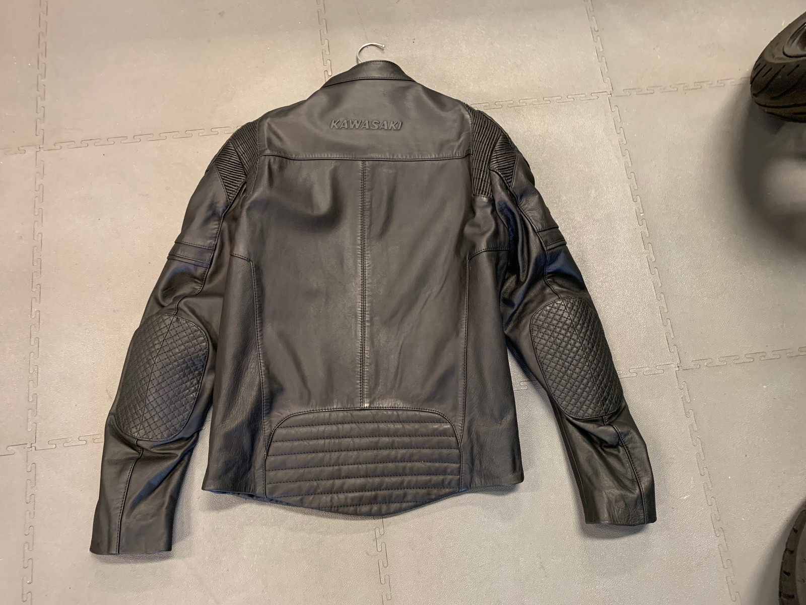 Kawasaki RS Skinnjakke Sort | FINN.no Kawasaki RS Skinnjakke Brun | FINN.no