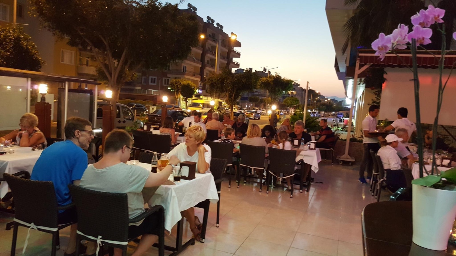 Pura Vida Restaurant 100 meter fra leiligheten. Galleribilde
