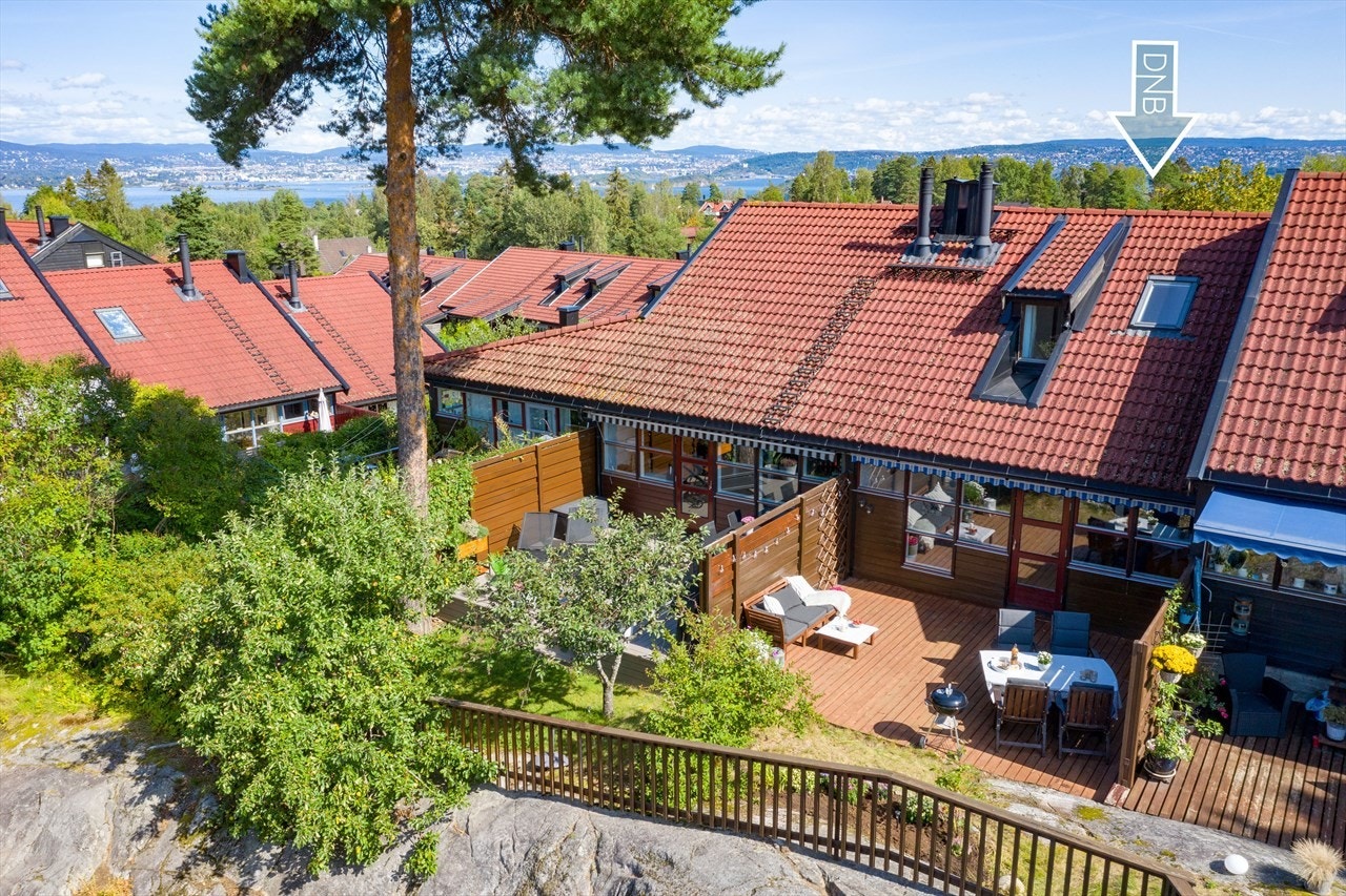 Gode lys- og solforhold på eiendommen. Galleribilde