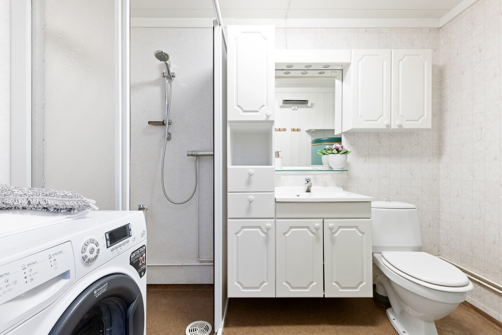 Boligen har totalt 2 bad. Galleribilde