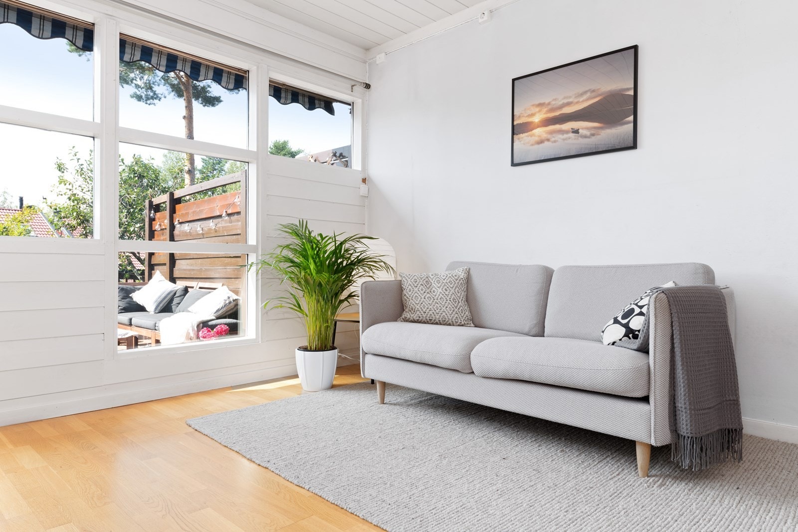 God plass til sofa og øvrig møblement. Galleribilde