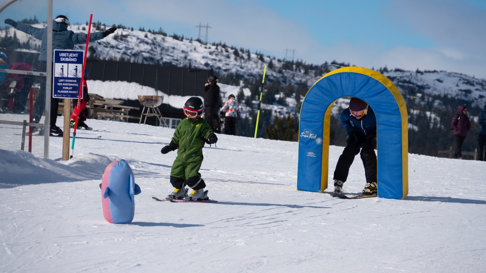 Fra barnebakken Galleribilde