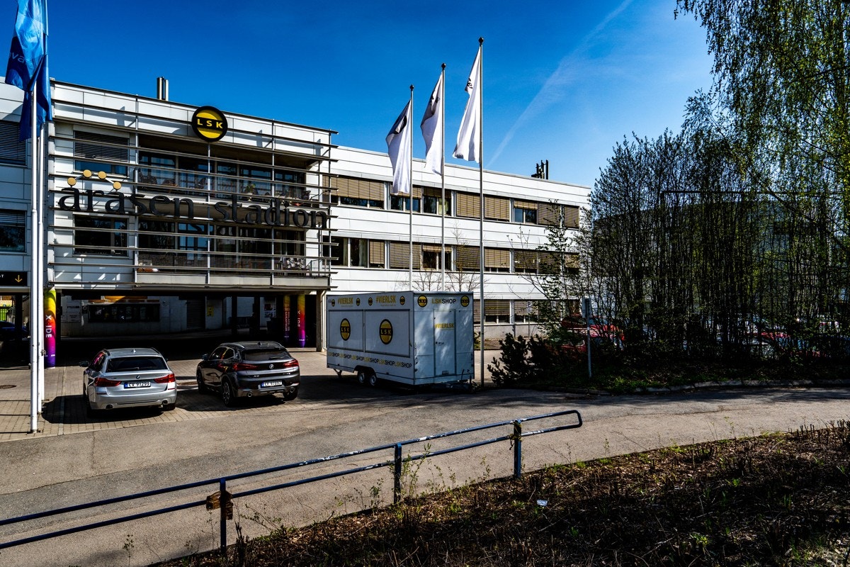 Kort vei til Åråsen Stadion hvor Eliteserielaget LSK spiller sine hjemmekamper. Galleribilde