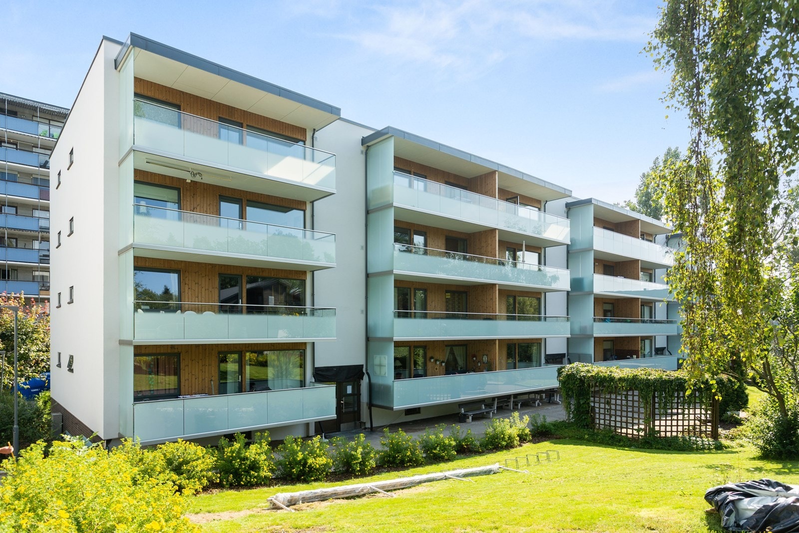 Eiendommen er beliggende i et meget attraktivt og barnevennlig område på Hovseter/Røa. Galleribilde