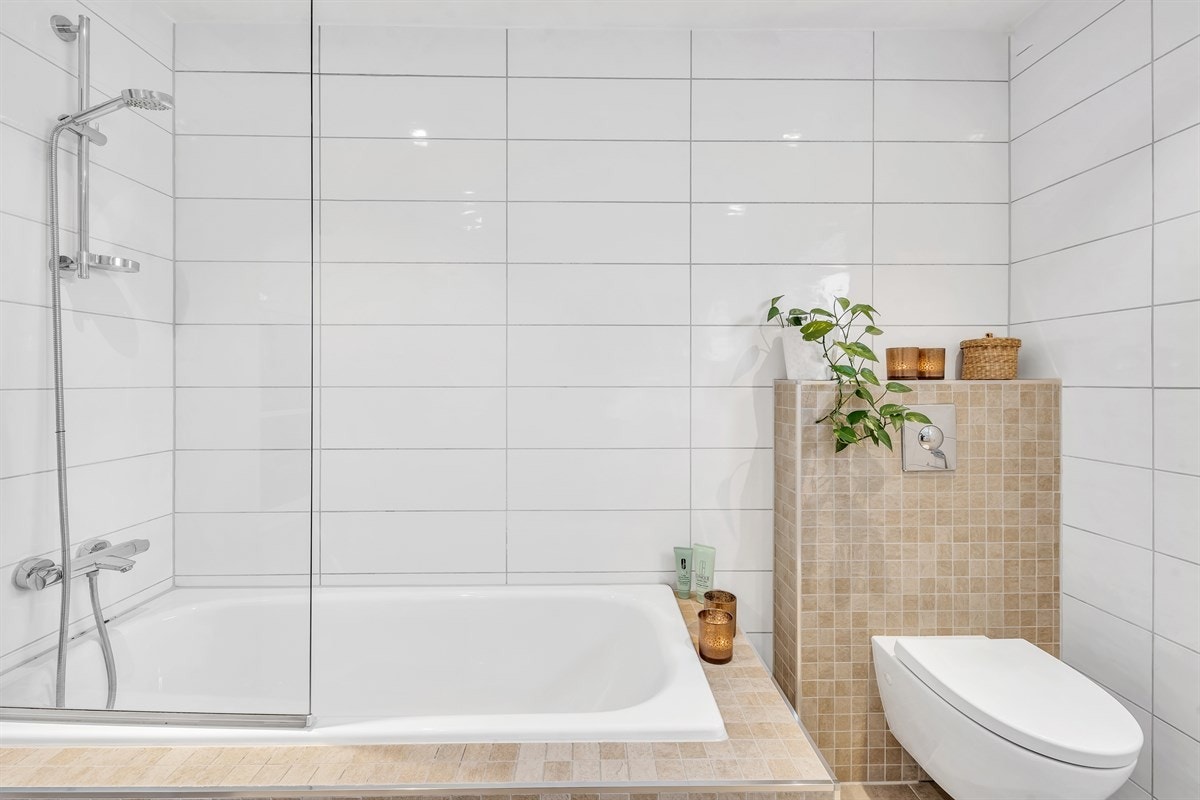 Rommet har varmekabler i gulv. Galleribilde