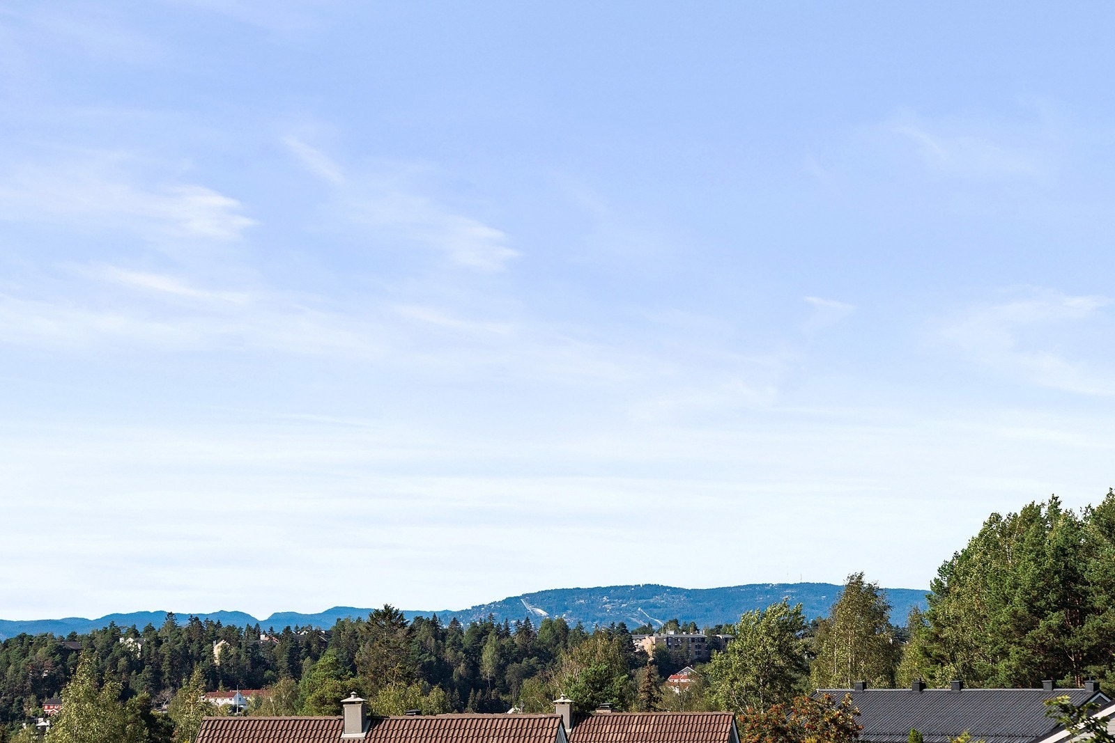 Utsikt mot nord vest fra veranda i 1 etasje Galleribilde