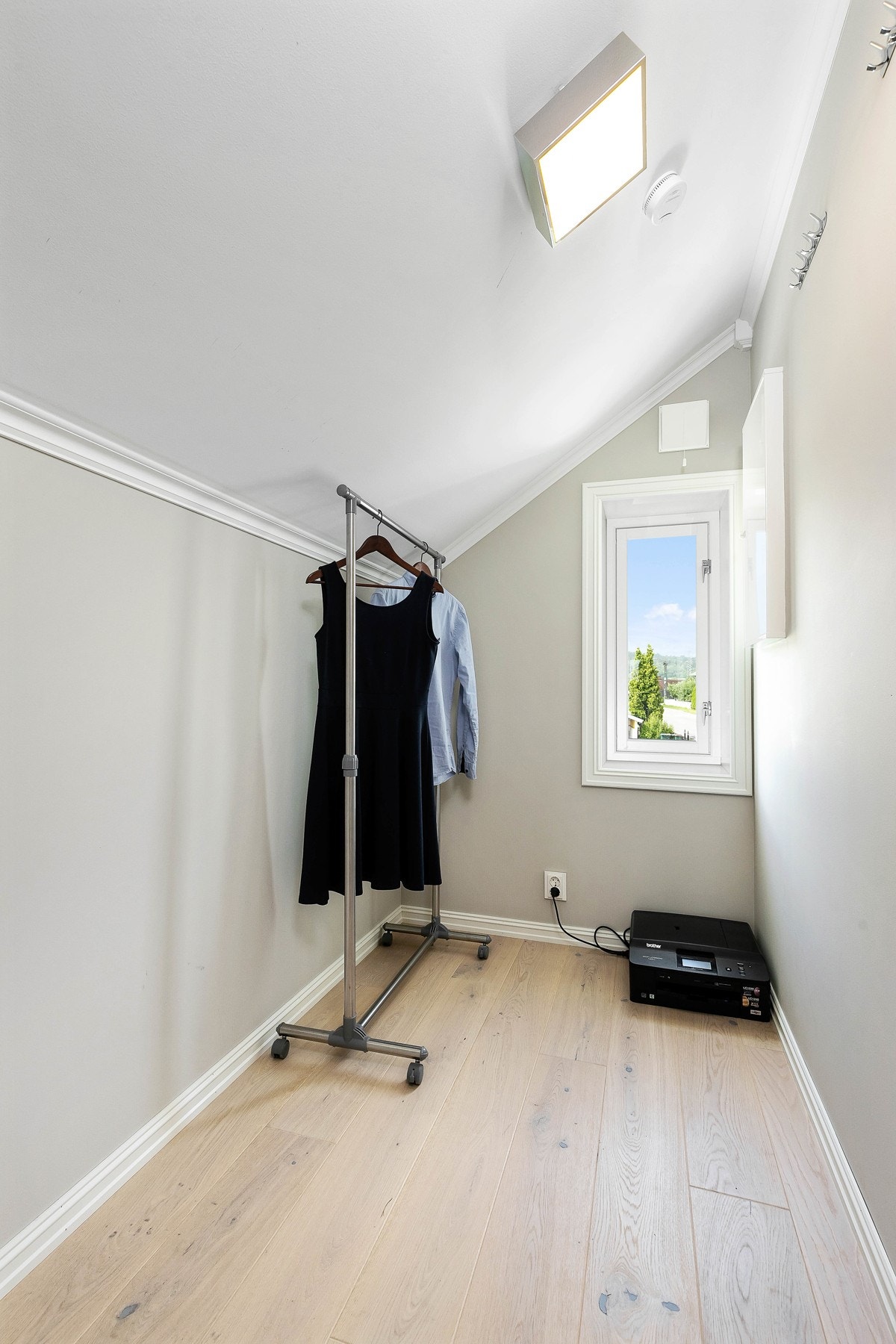 Bod/walk-in-closet i andre etasje. Galleribilde