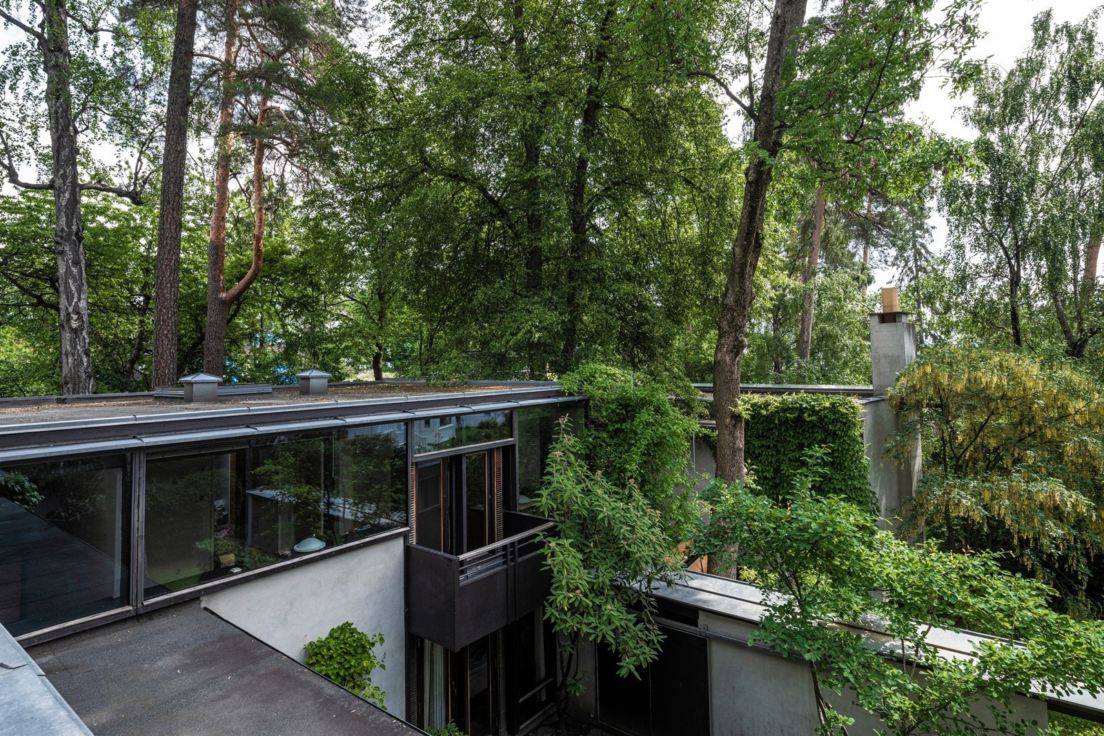 Fra takterrassen og ned mot soverommene Galleribilde