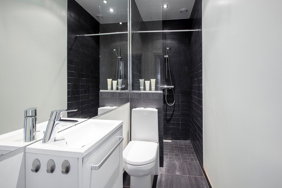 Bad i hybeldel. Galleribilde