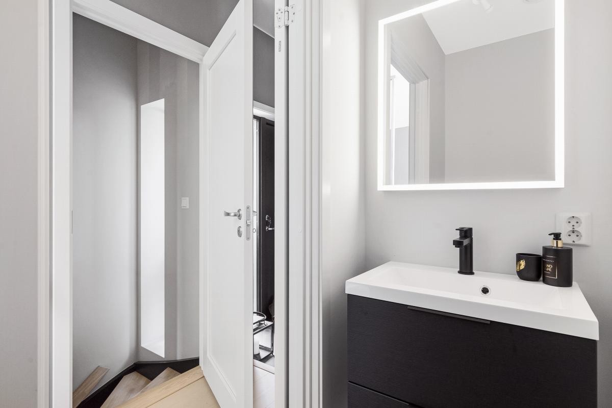 Toalettrom i 1. etasje. Galleribilde