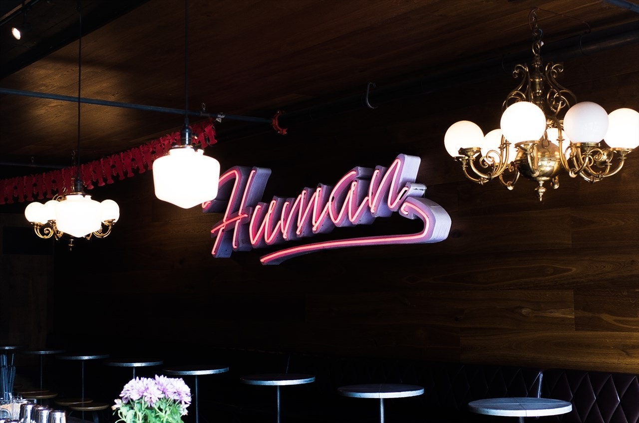 Tøyen torg med blant annet det populære drinkstedet Human få minutter unna Galleribilde