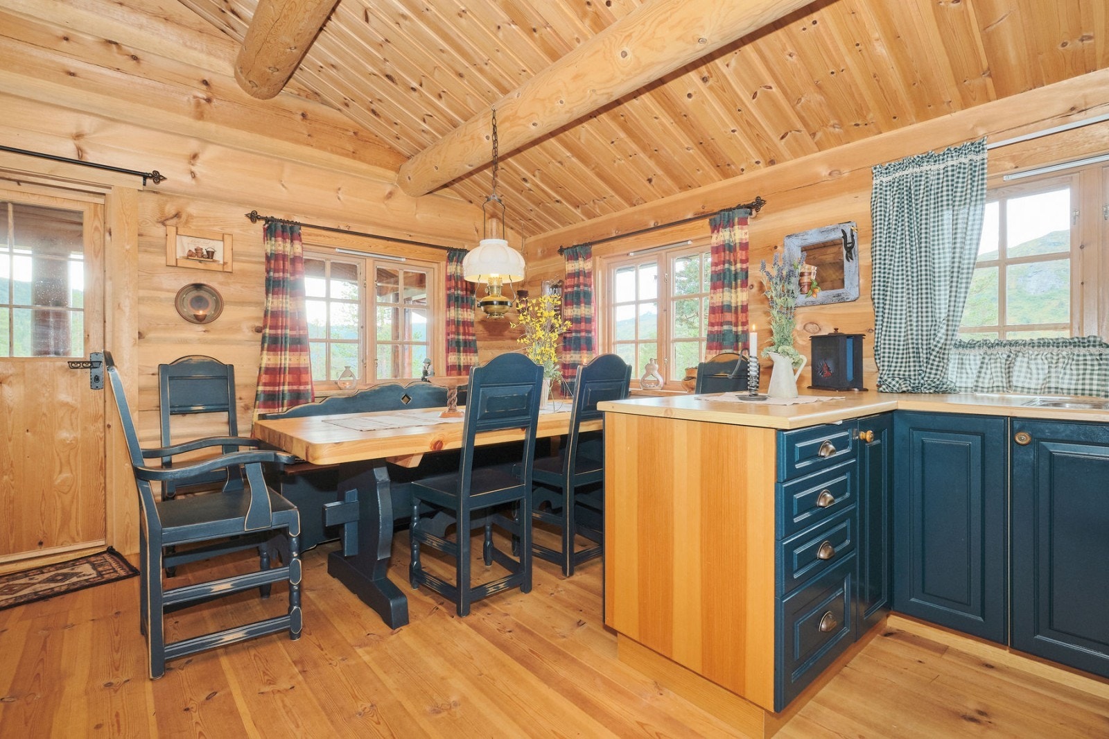 kjokken spisestue Galleribilde