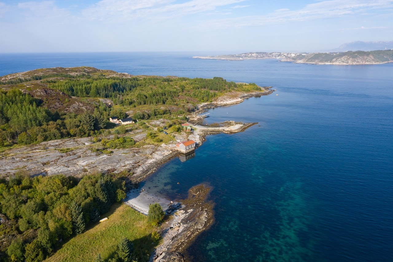 1908270577_HS_Studio400.jpg Galleribilde