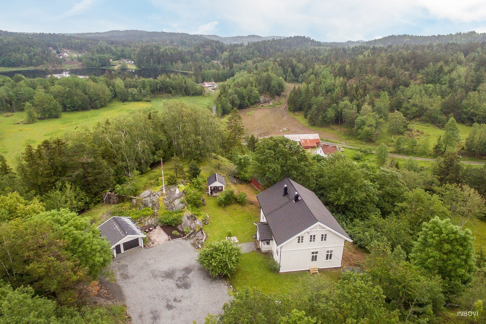 Velkommen til Valleveien 1547 Galleribilde