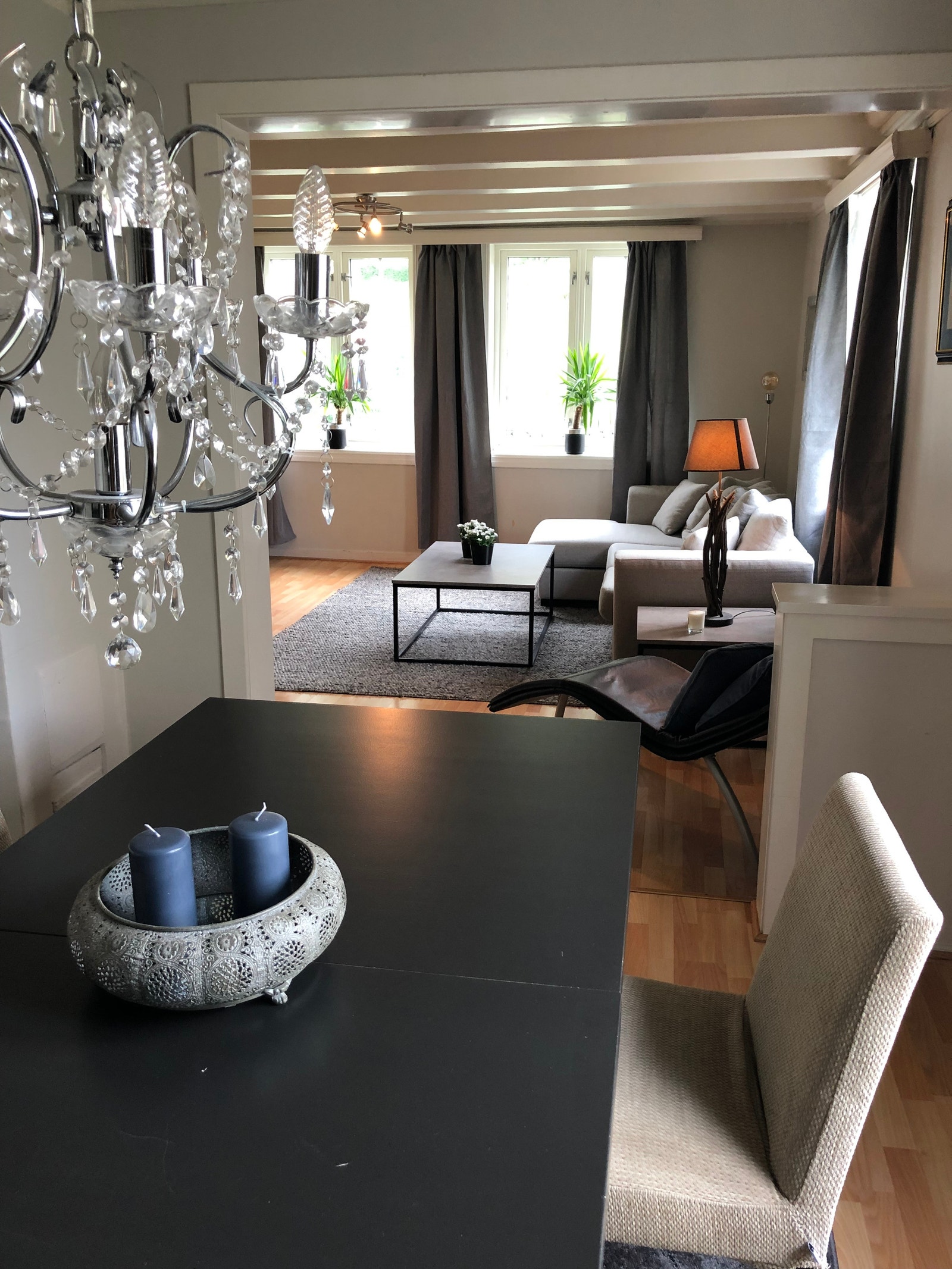 Frå spisestue til stova Galleribilde