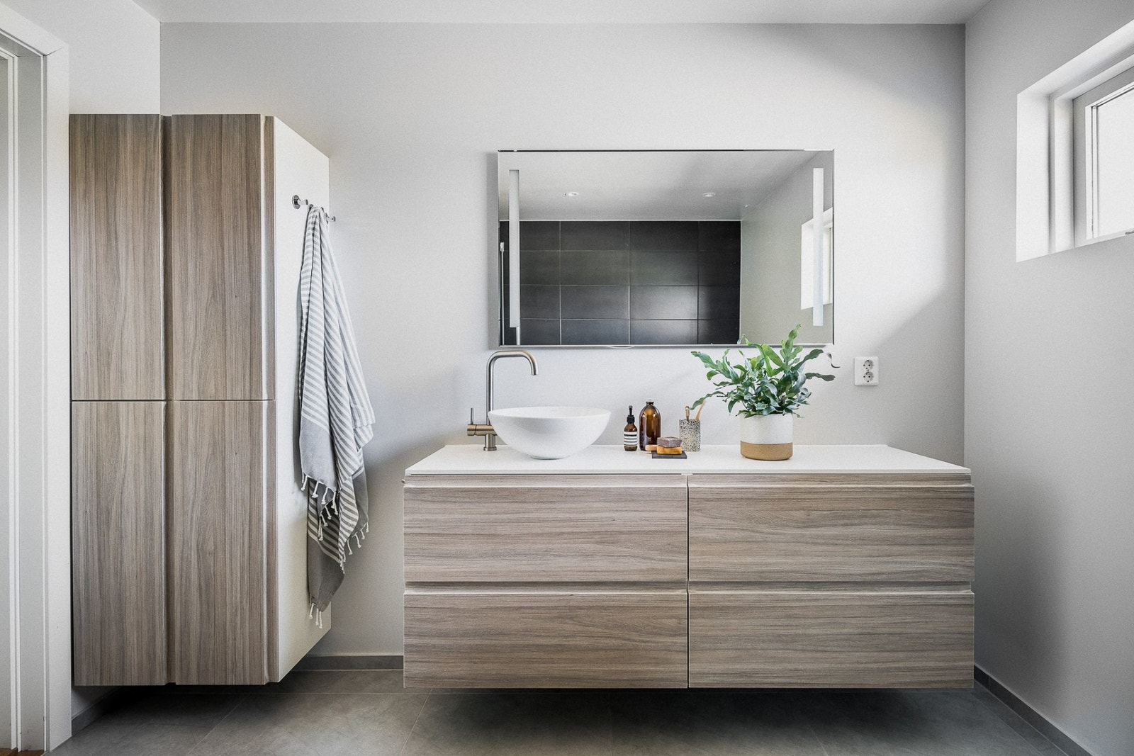 Badets vakre fargekombinasjoner fra lyst til mørkt skaper en hel egen atmosfære. Galleribilde