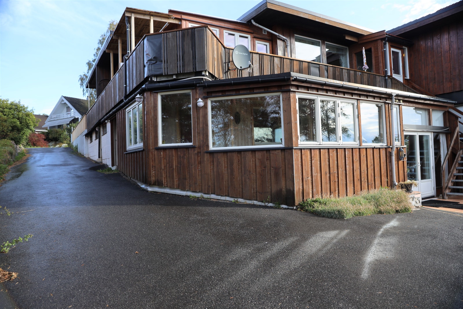 Egen nedkjøring langs huset Galleribilde