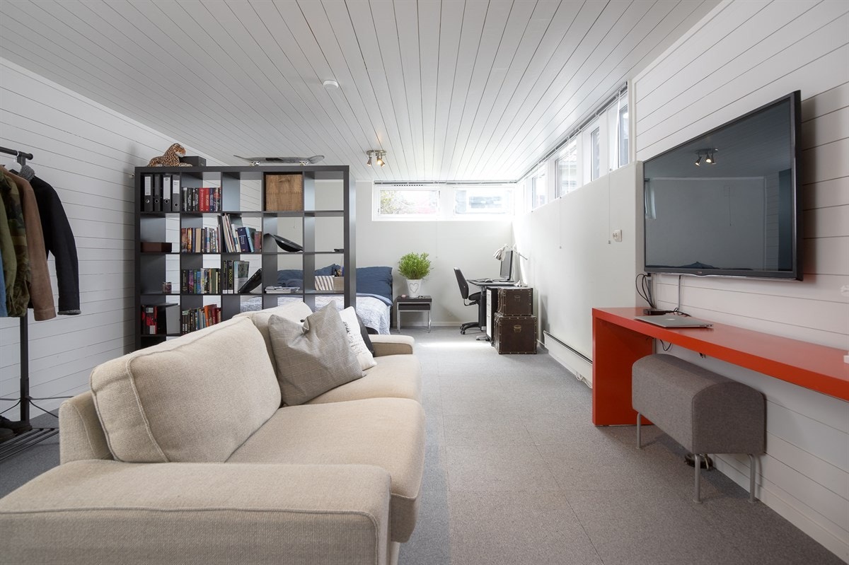 Det store gutterommet i underetasjen, kan også fungere som en stor stue. Galleribilde