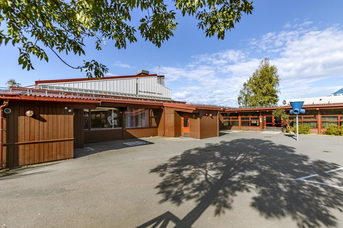 Hallagerbakken skole. Galleribilde