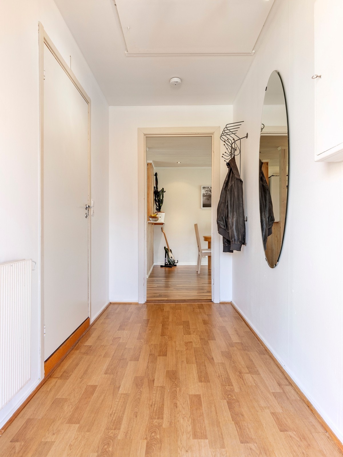 Entré, ca 4 m² Galleribilde