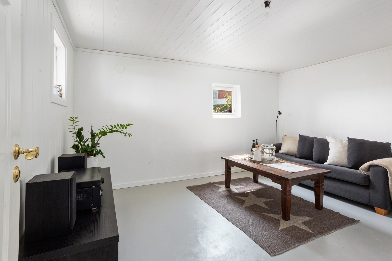 Innredet kjellerstue, oppusset i 2019 Galleribilde