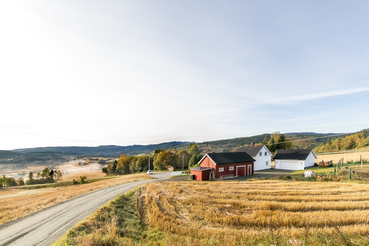 Velkommen til en trivelig visning av Melbyvegen 888! Galleribilde