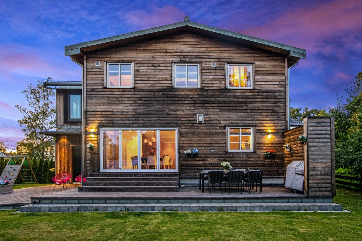 Stemning kveld. Galleribilde