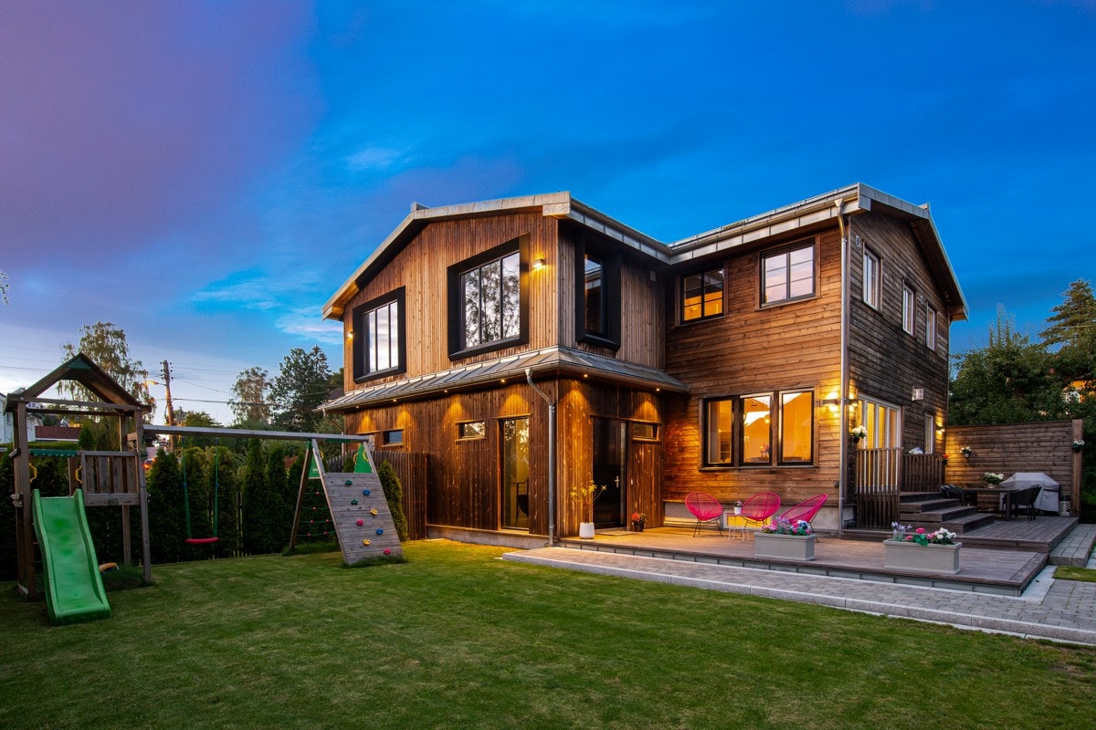 Stemning kveld. Galleribilde