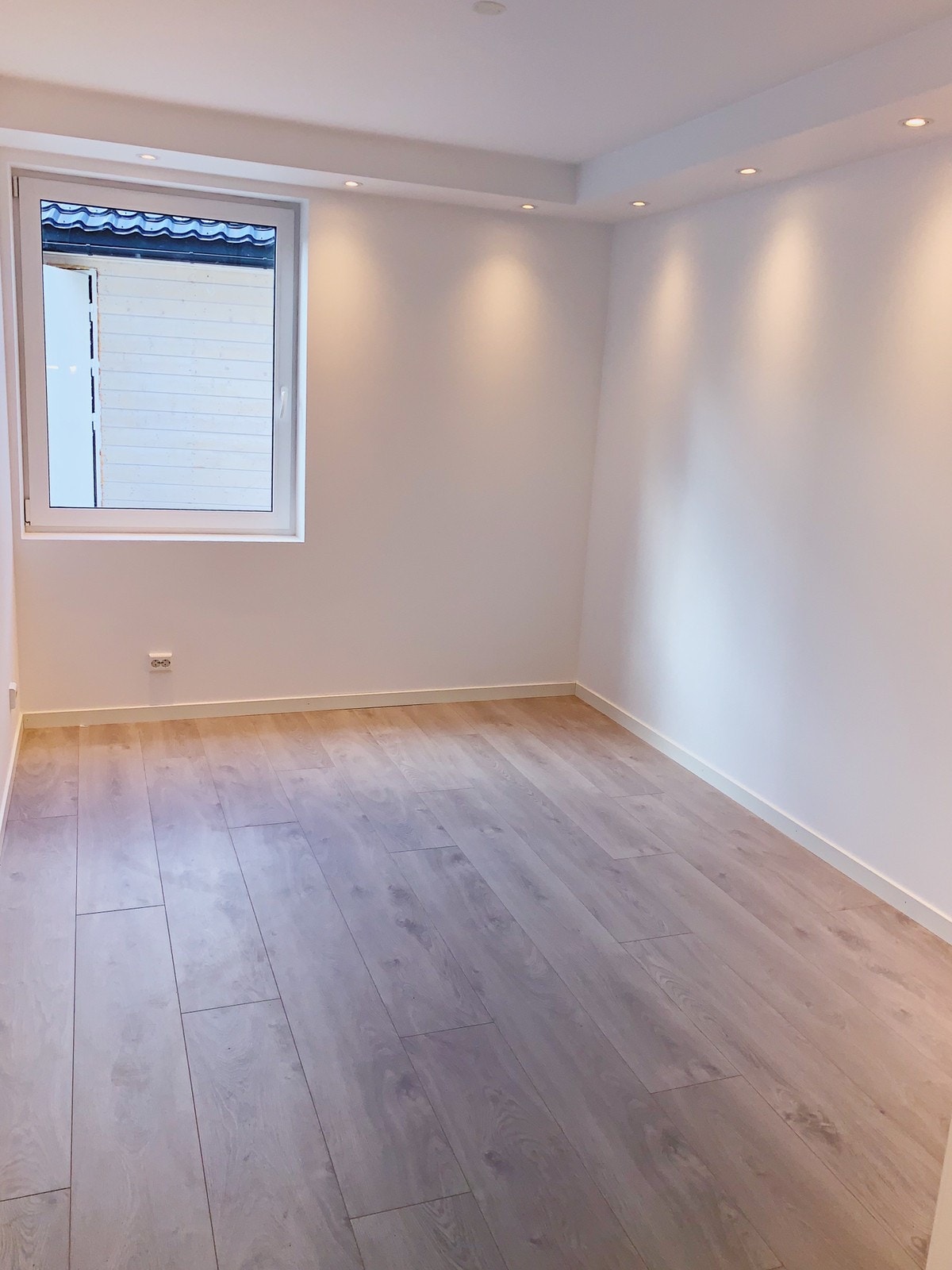 Soverom 1 Stort vindu Galleribilde