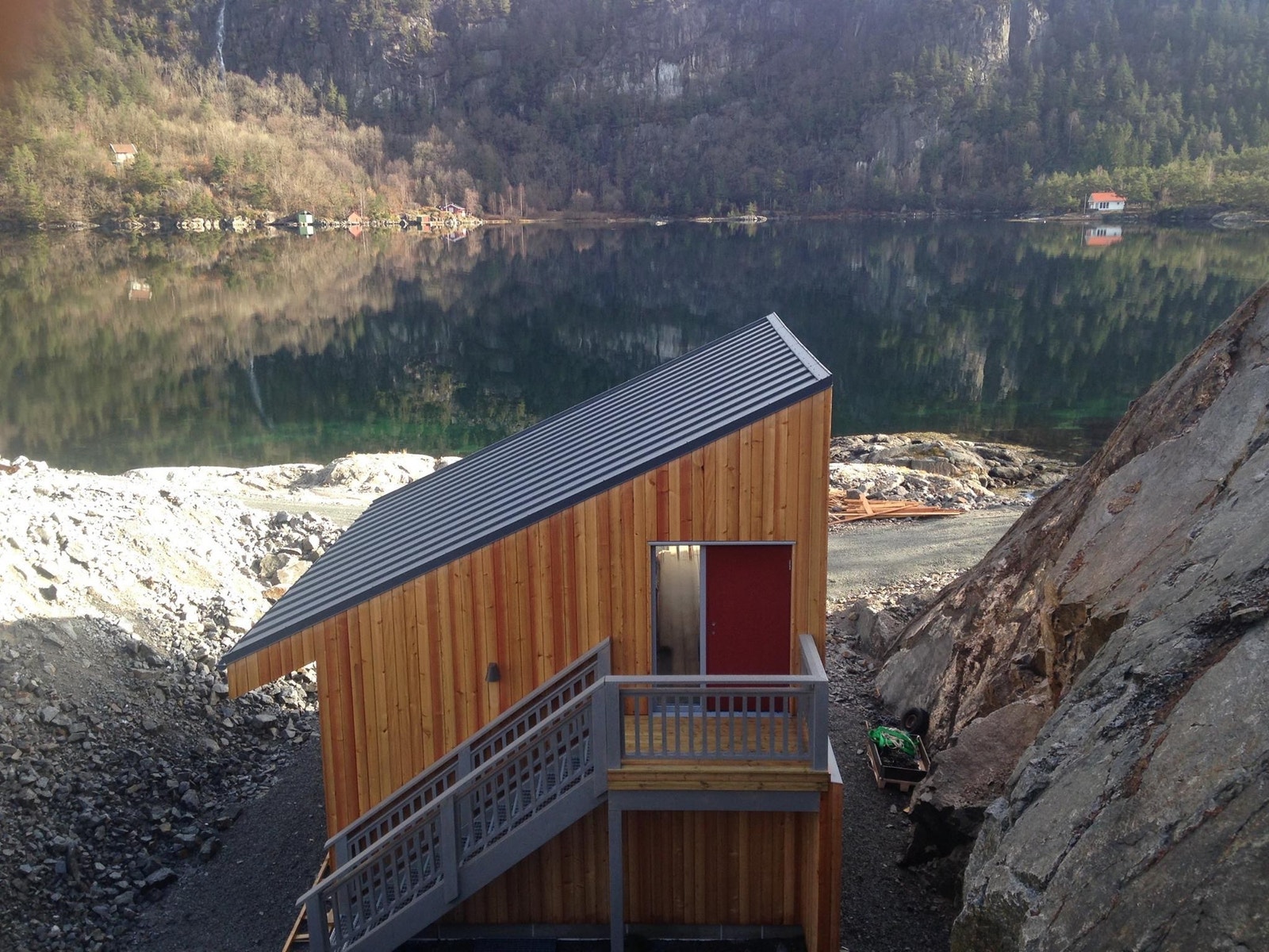 Naustboder tilgjengelig i felles marina Galleribilde