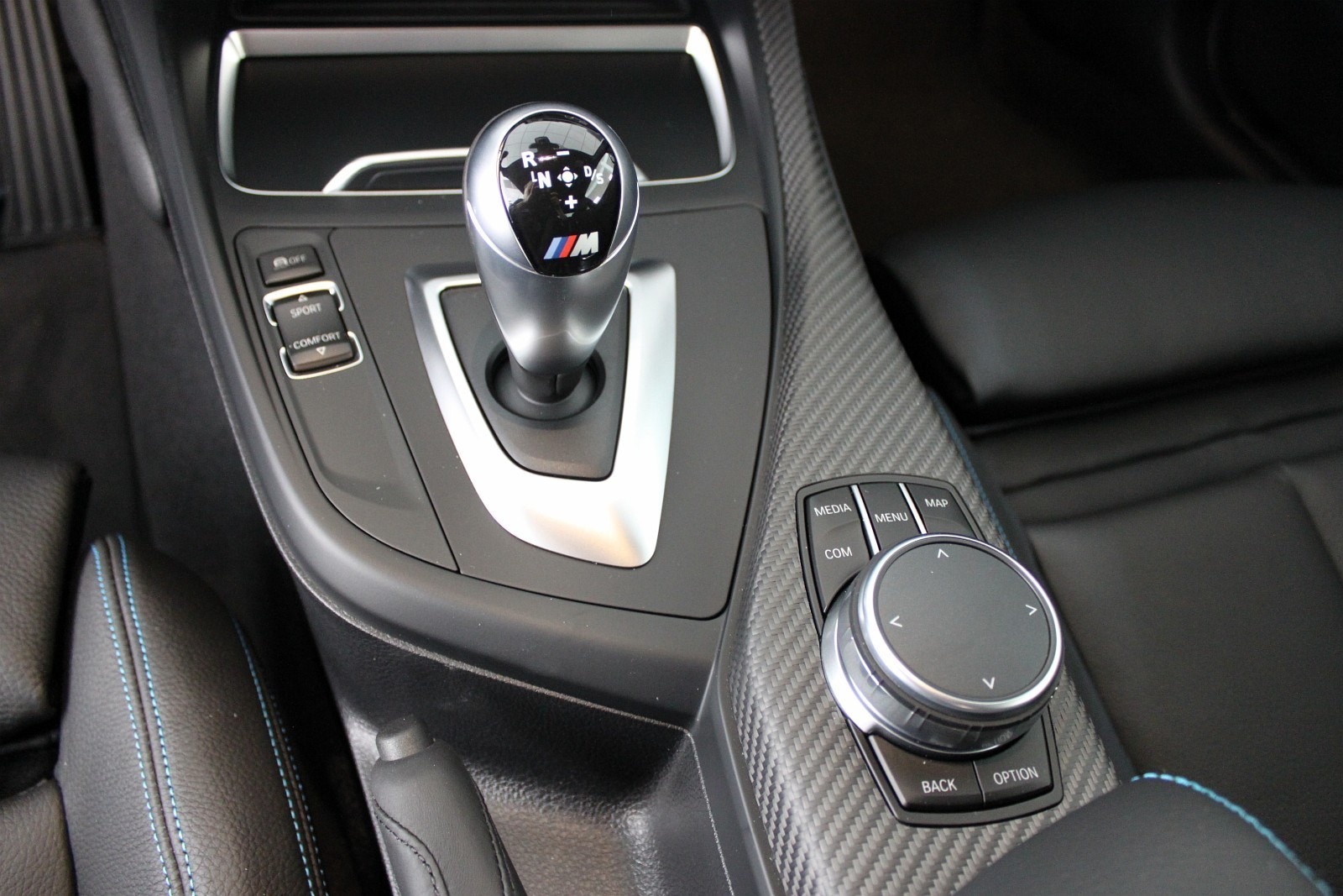 BMW M2 18