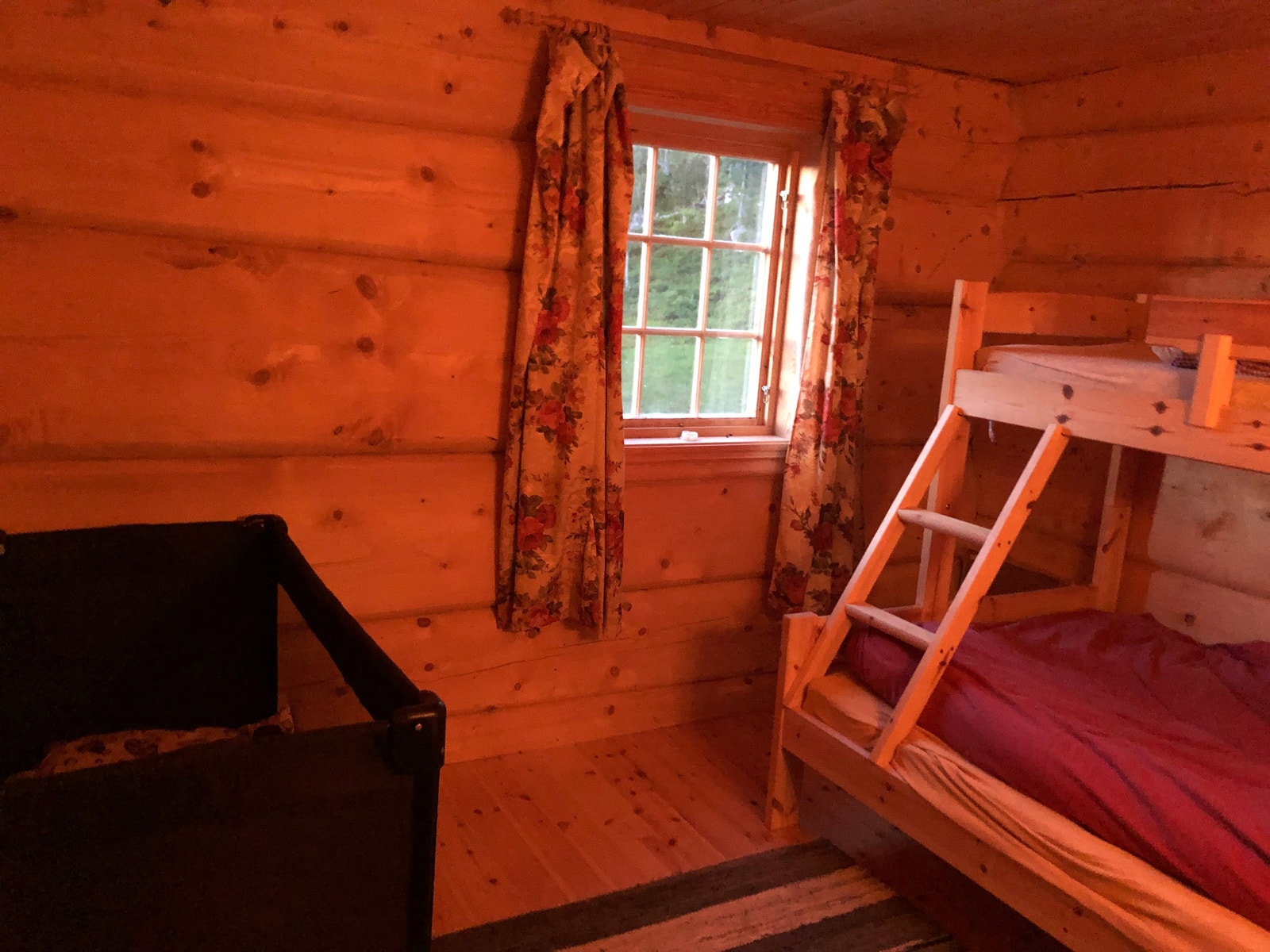 Soverom 2 (i kveldslys) Galleribilde