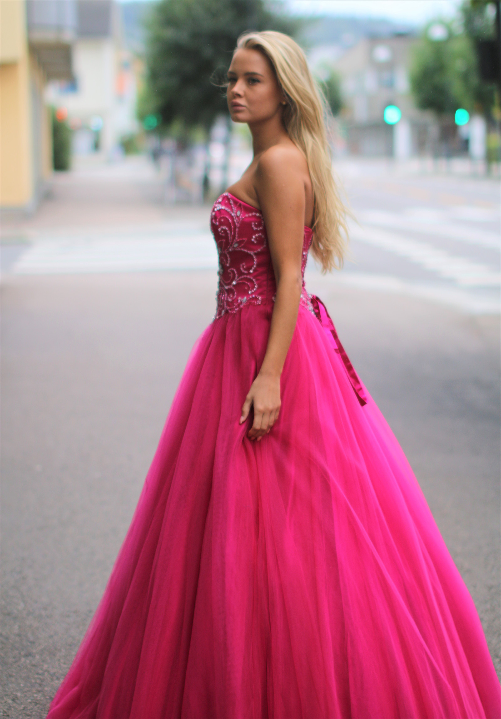 Skoleball dating