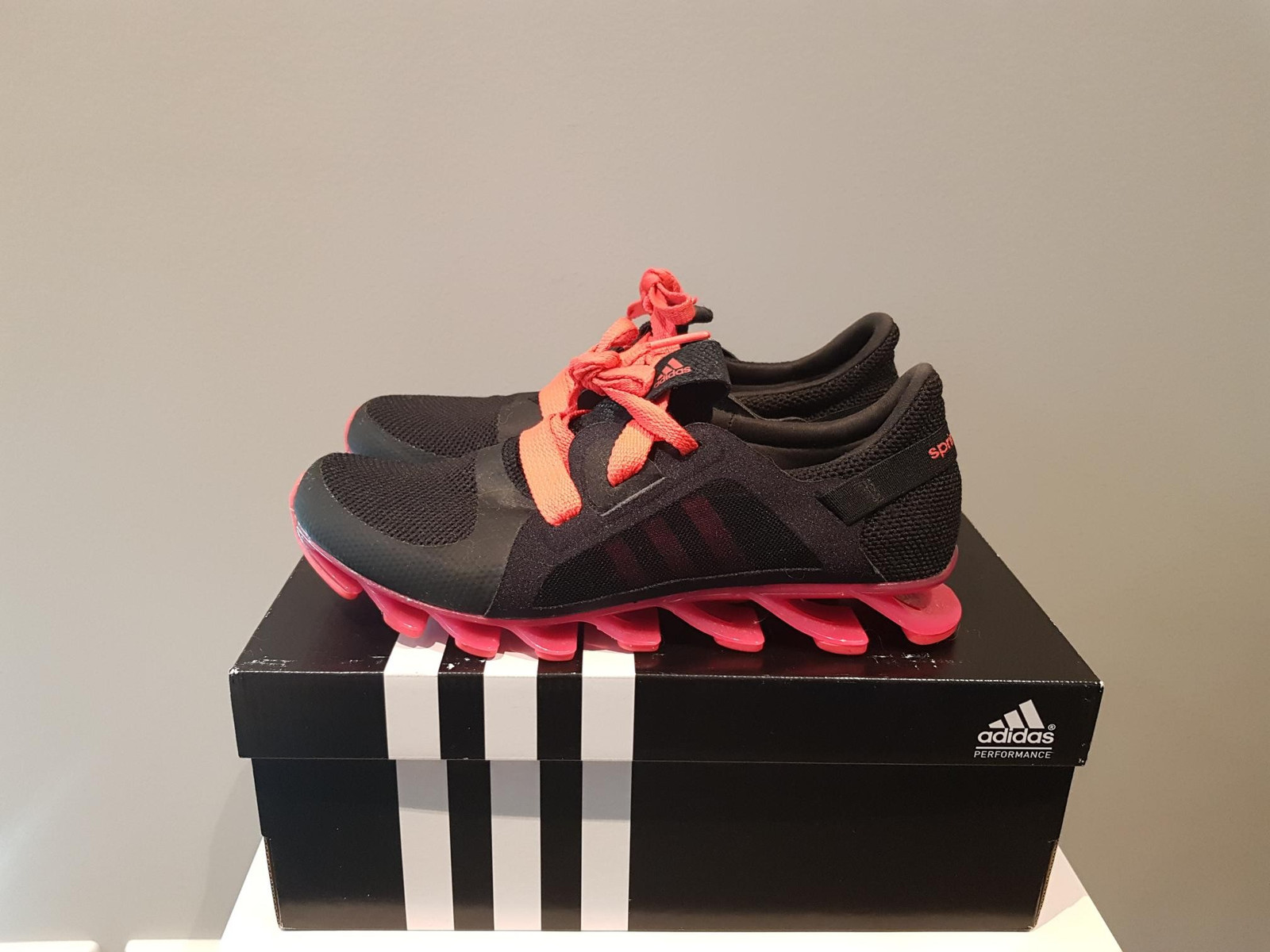 ADIDAS SPRINGBLADE NANAYA løpesko joggesko str 39 | FINN.no ADIDAS SPRINGBLADE NANAYA løpesko joggesko str 39 | FINN.no