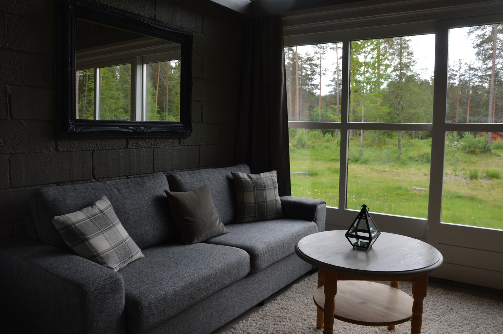 Sofa med speil Galleribilde