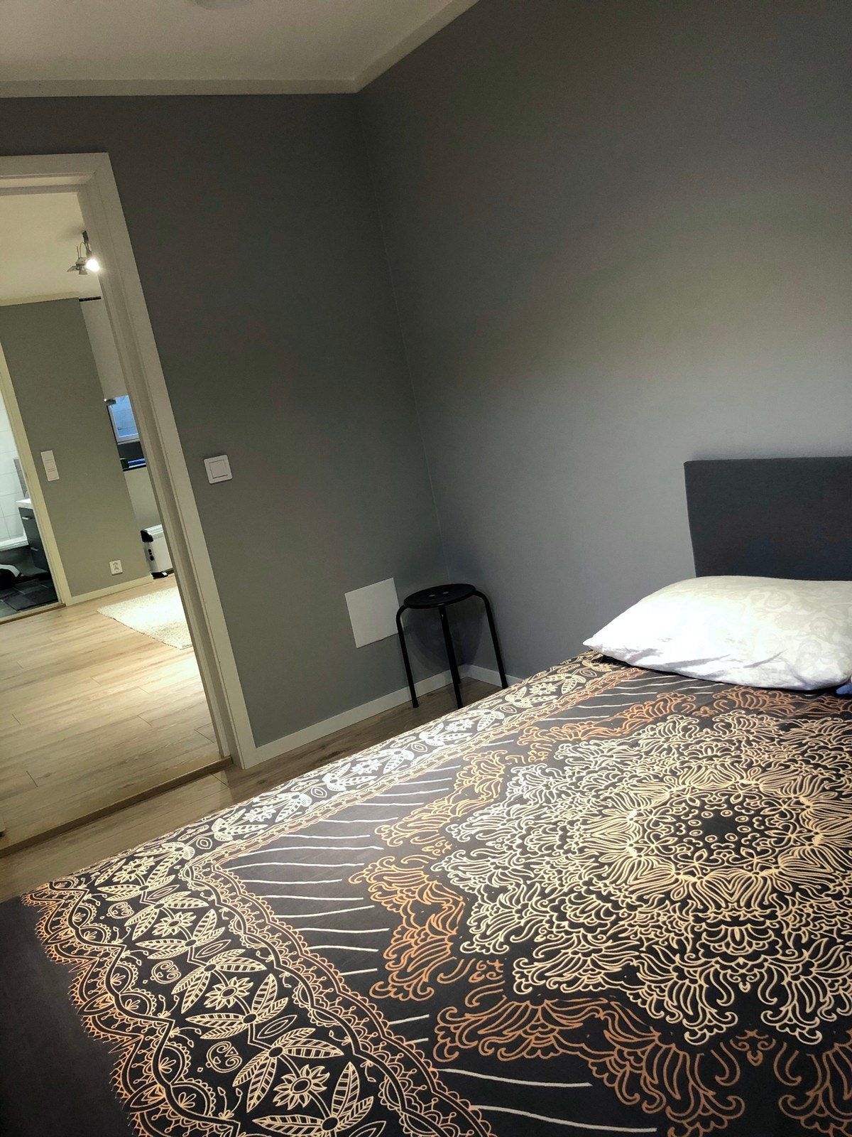 Moderne og romslig Galleribilde