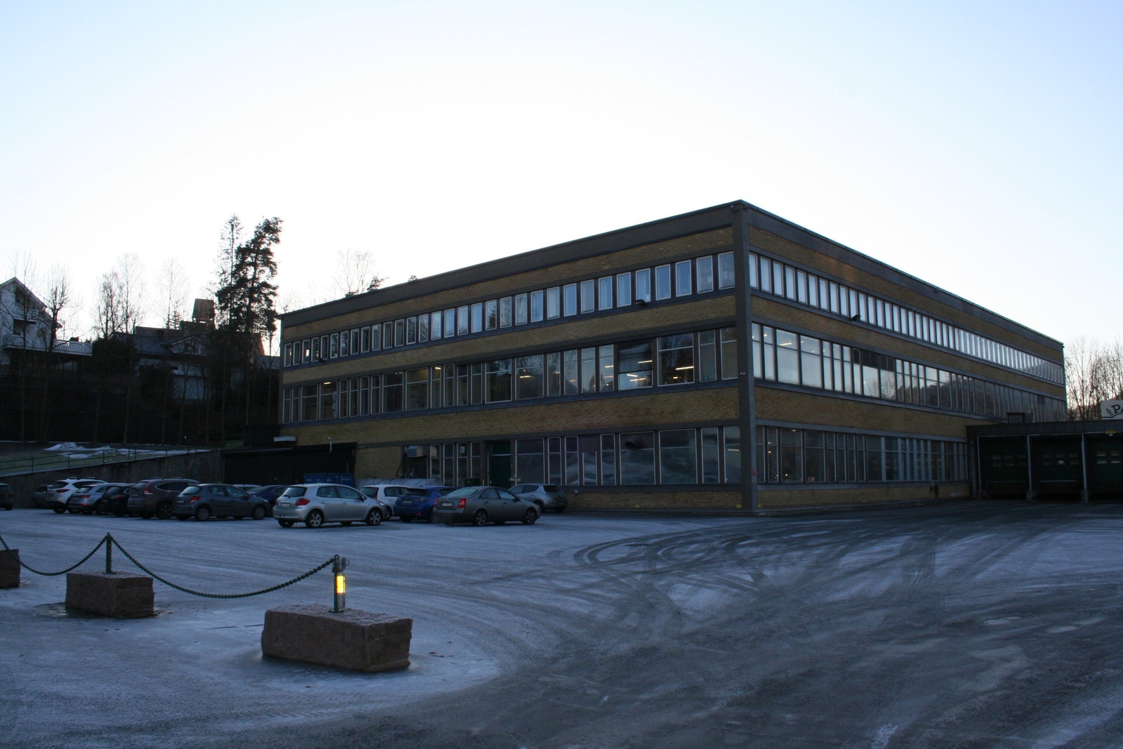Fasade mot Øst Galleribilde