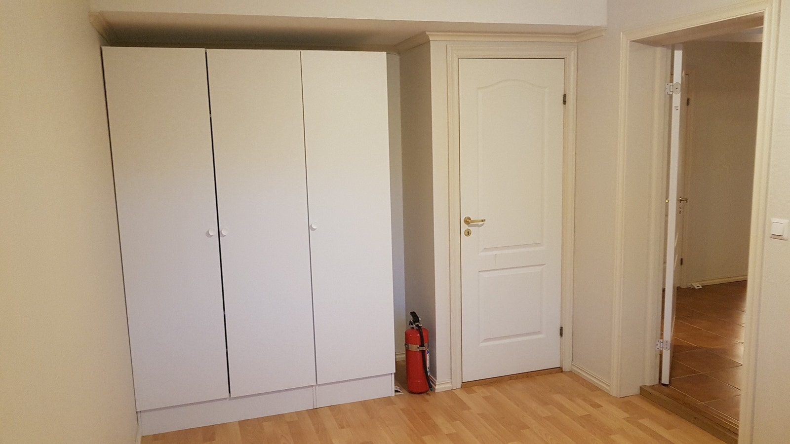 Soverom mot bad Galleribilde