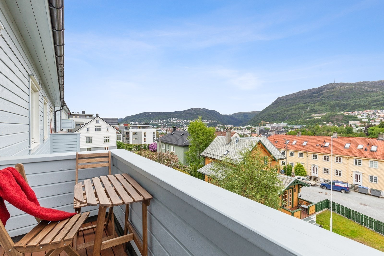 View of Ulriken and the Bergen valley Galleribilde