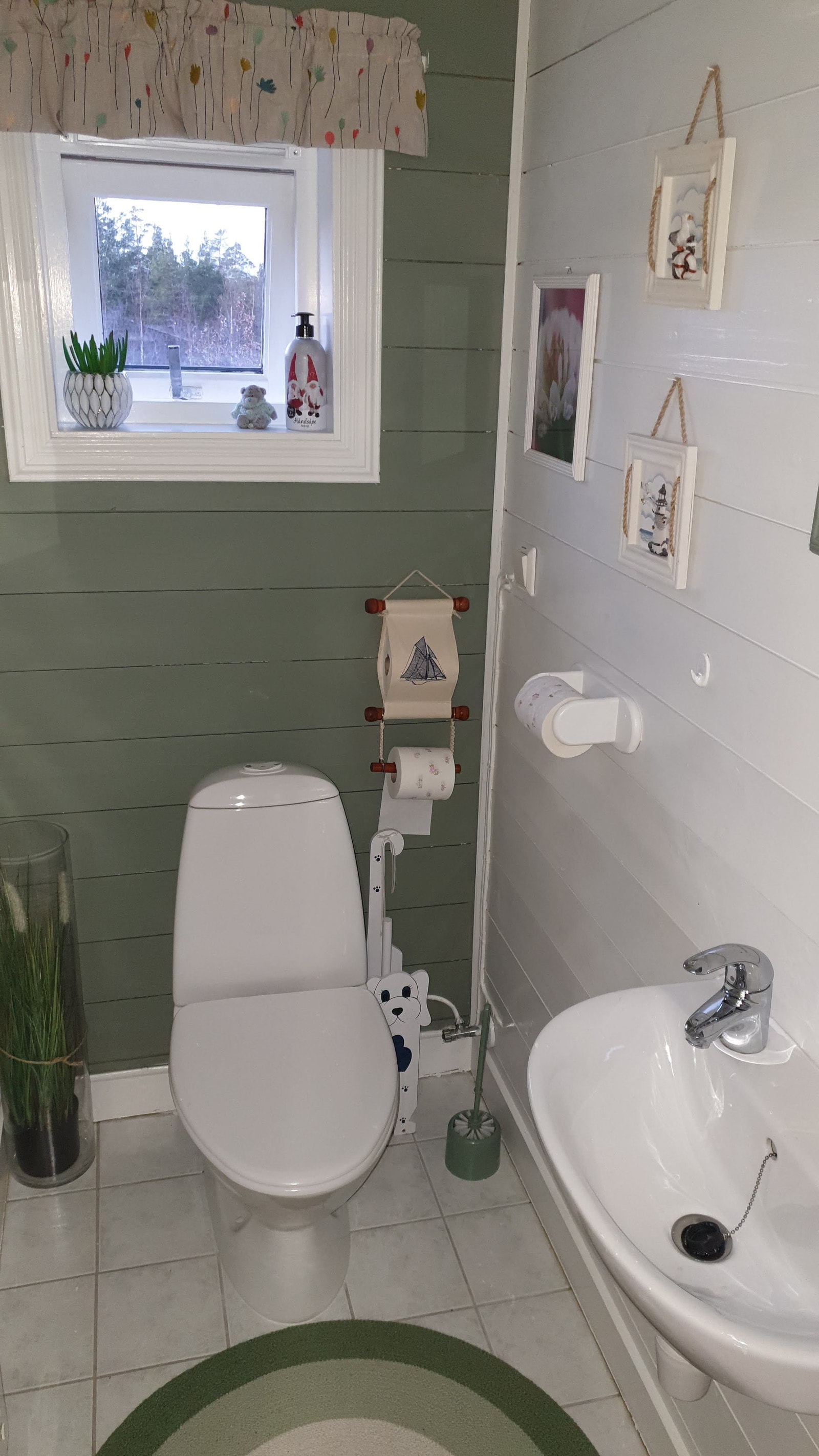 Toalettrom i første etasje Galleribilde