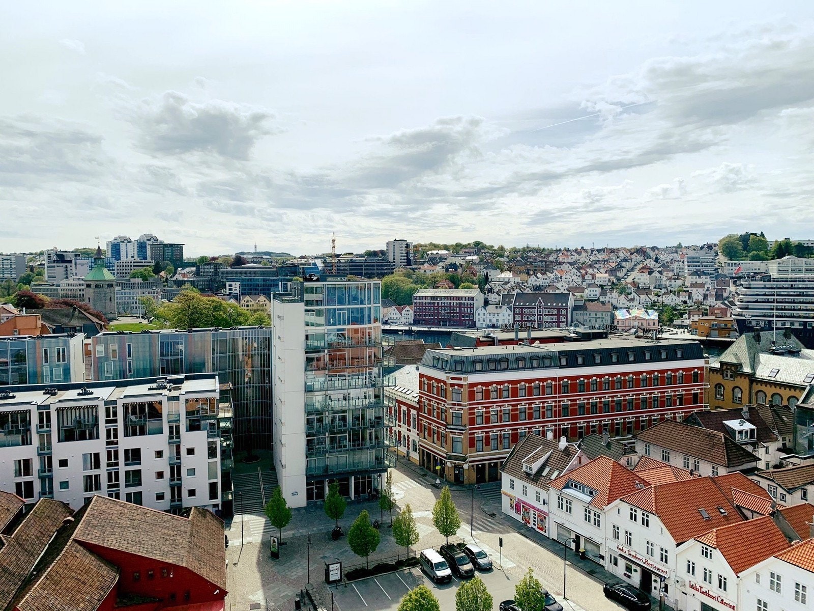 Eksteriør av Holmen kvartalet. Leiligheten ligger i 7. etasje i "tårnet". / The Holmen quarter. /The apartment is located on 7th floor in "the tower". Galleribilde