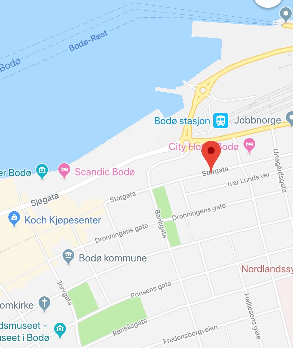 Kort spasertur til sykehuset, sentrum, jernbanestasjon Galleribilde