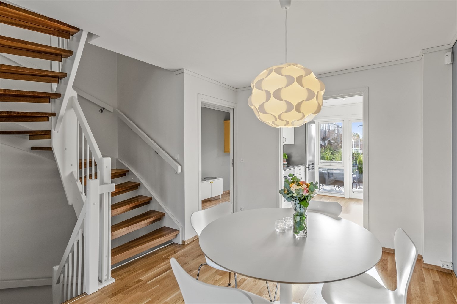 Spiseplass. Galleribilde