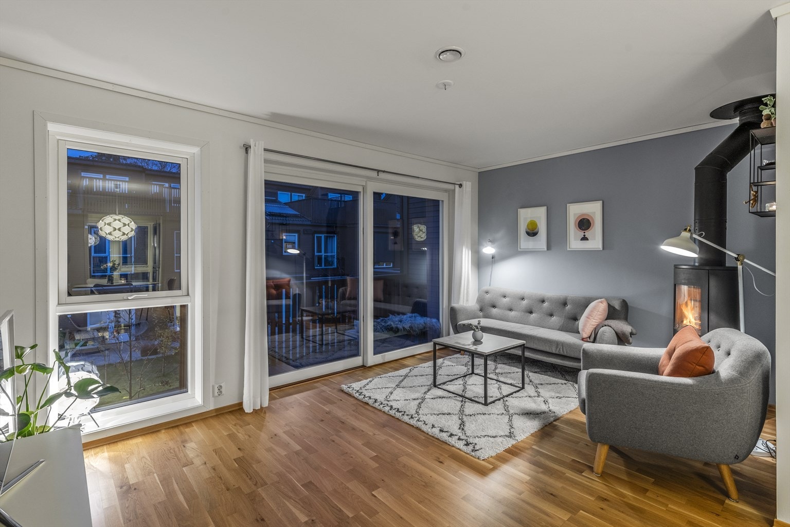 Kveldsstemning. Galleribilde