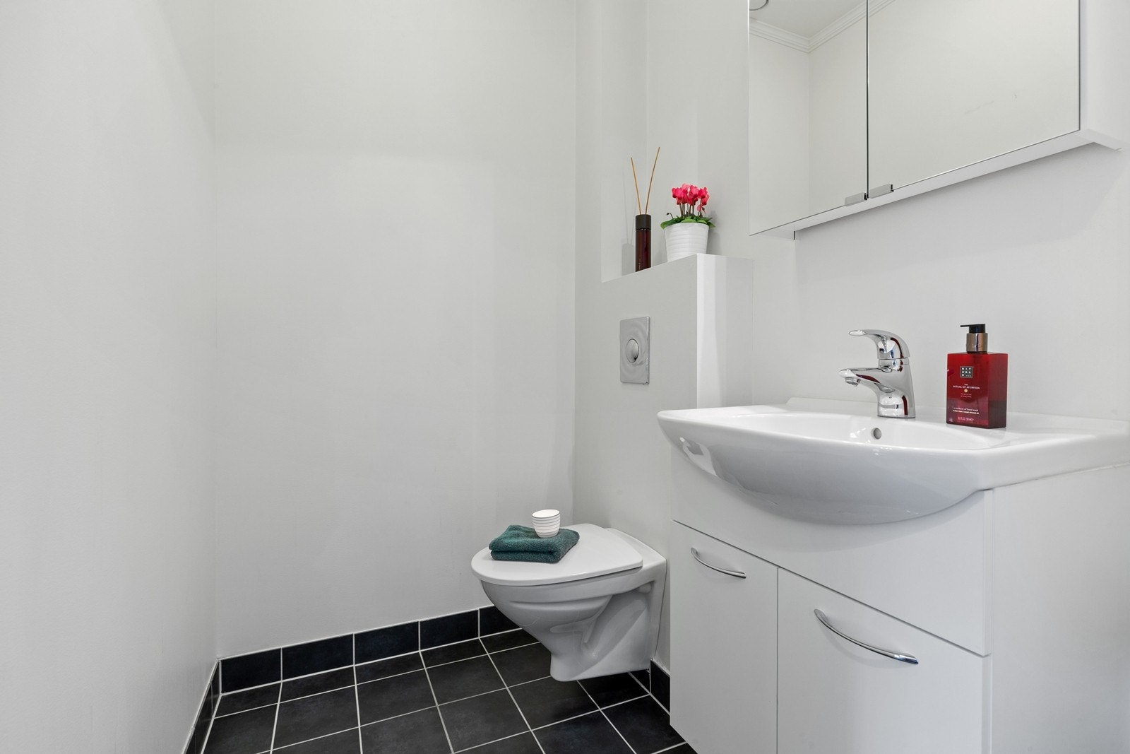 Wc-rom 1.etasje Galleribilde