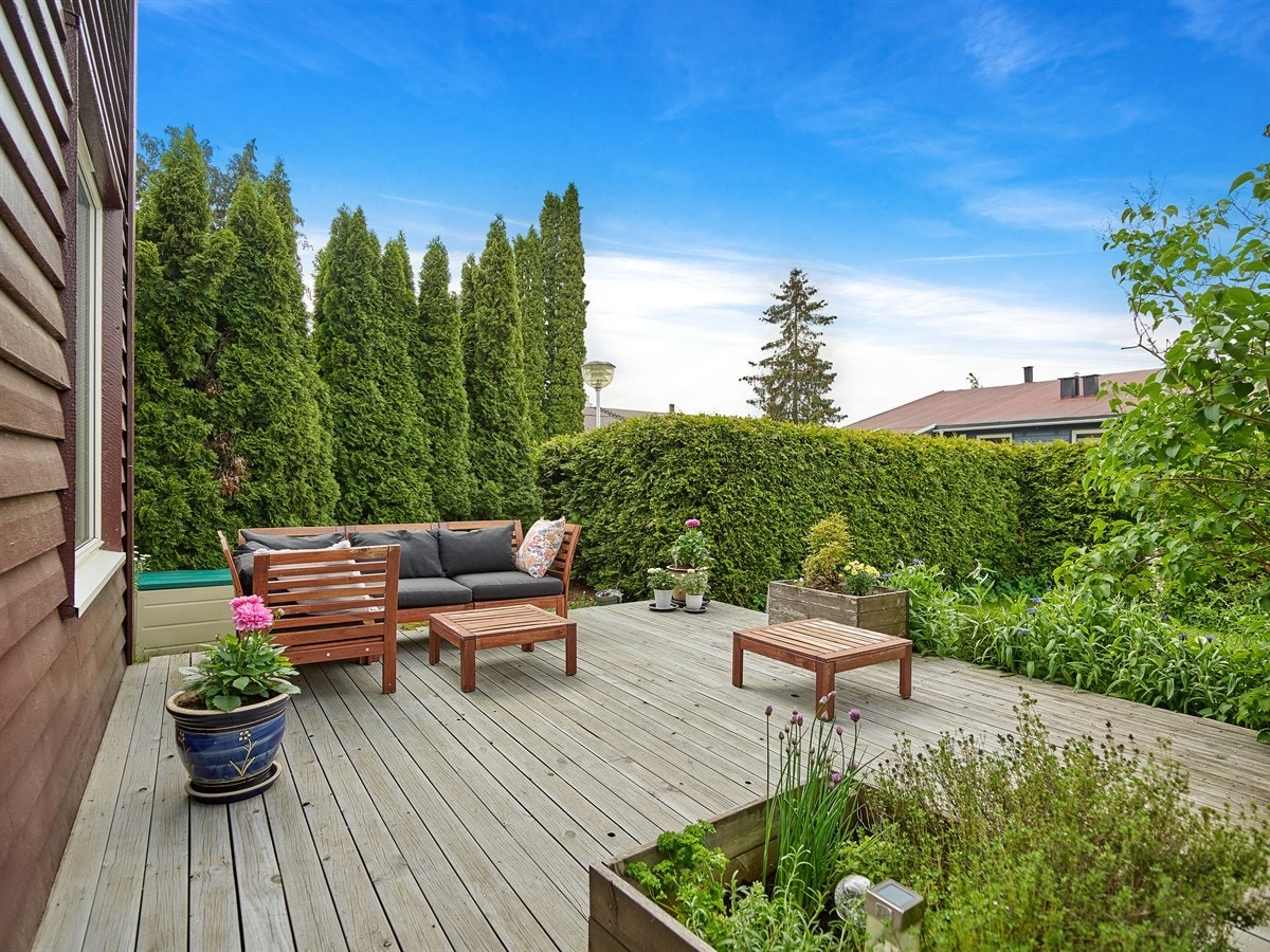 Boligen disponerer egen vestvendt terrasse på ca. 34 kvm. med svært gode solforhold. Galleribilde