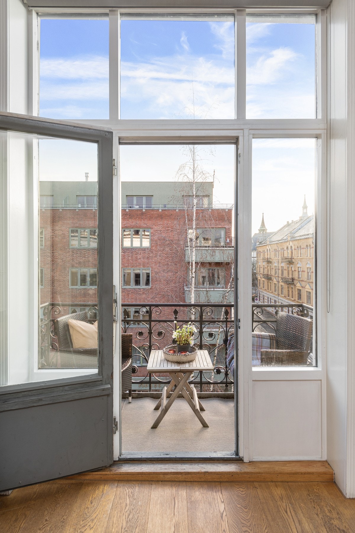 Utgang balkong Galleribilde