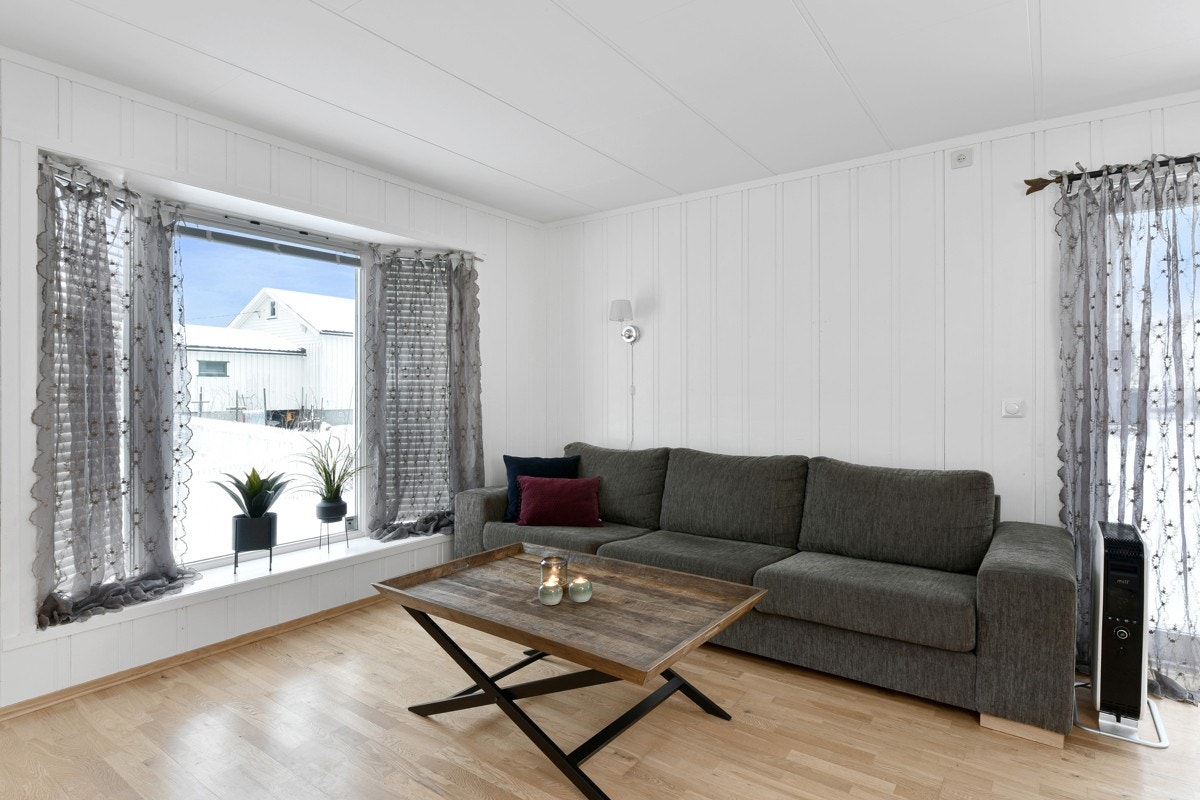 Karnappen slipper inn godt med dagslys. Galleribilde