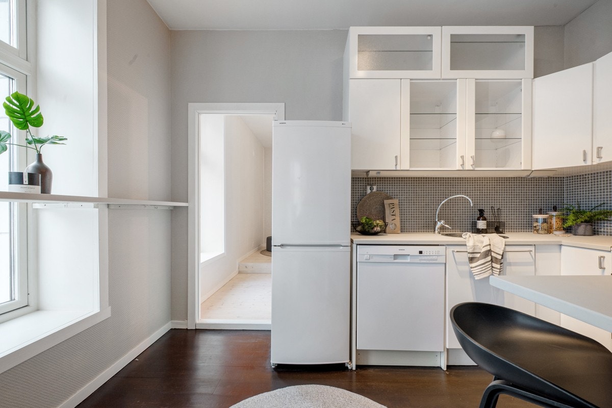 - Alle hvitevarer på kjøkkenet medfølger i handelen - Galleribilde